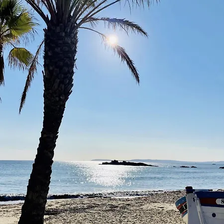 La Cigalière à 5 Minutes De La à Pied Villa